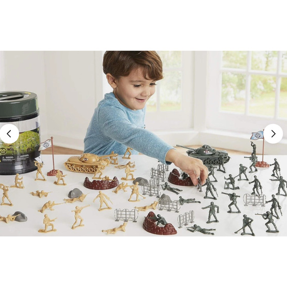 True Heroes Sentinel1 Military Forces Bucket 65 Pieces NWT - Picture 4 of 5